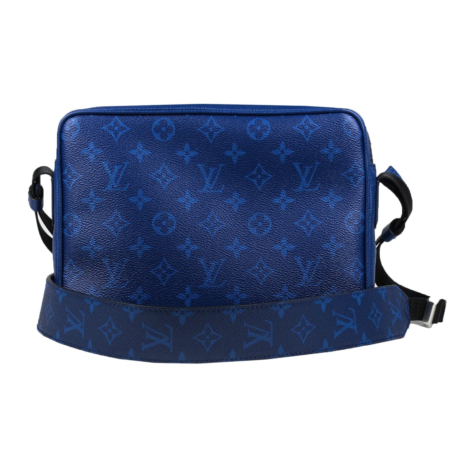 Louis Vuitton Outdoor Messenger Bag – Haiendo Shop