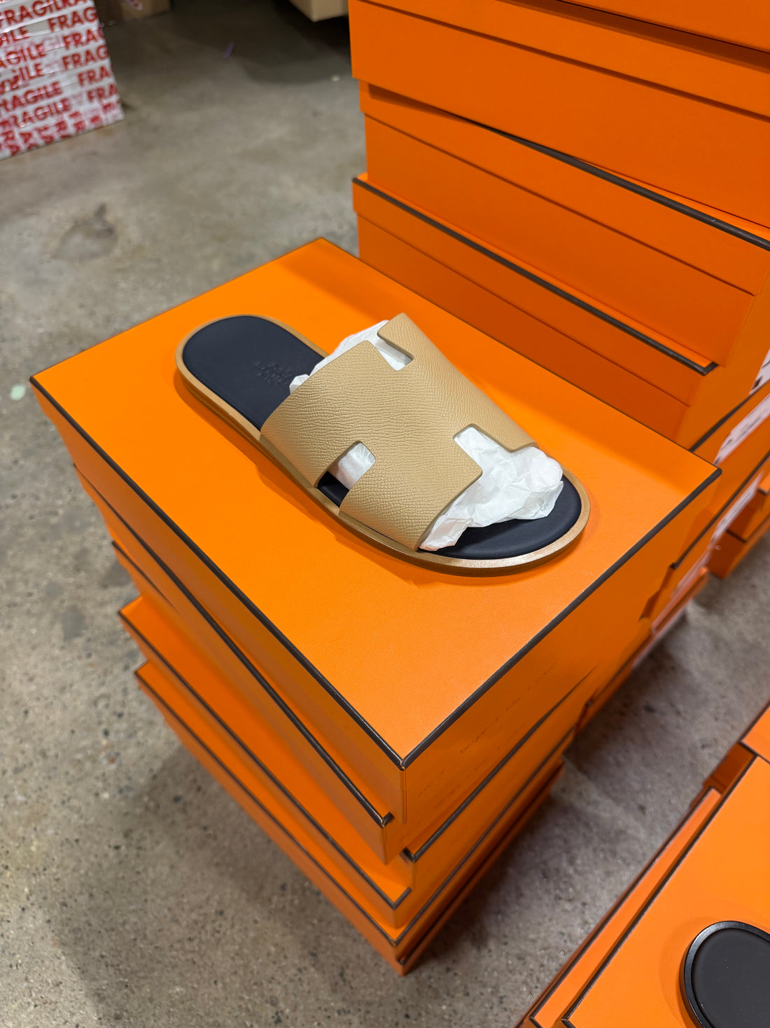 Hermes Izmir Sandals Beige