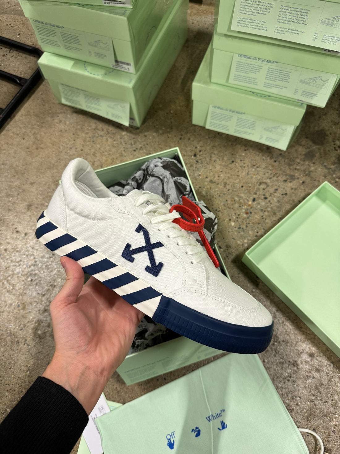 Off-White Vulcanzied Canvas White Navy Blue