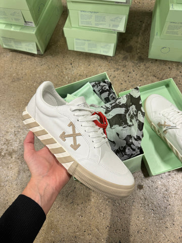 Off-White Vulcanzied Canvas White Sand