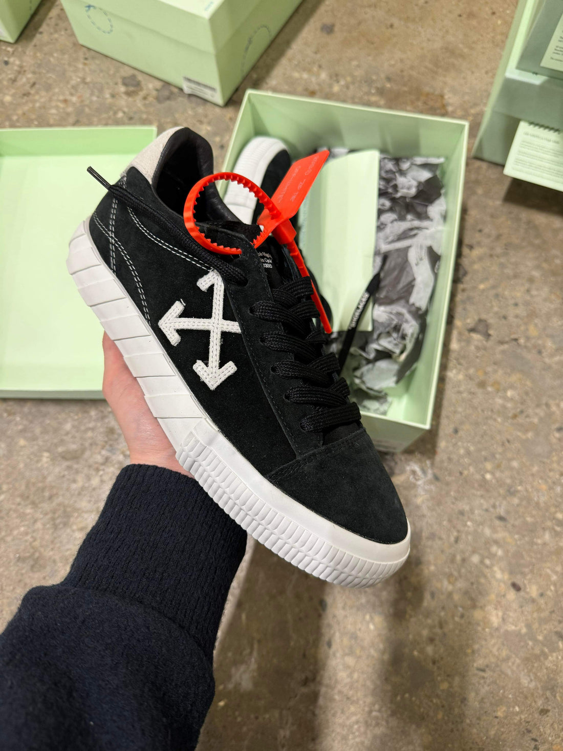 Off-White Vulcanzied Sneaker Black Suede