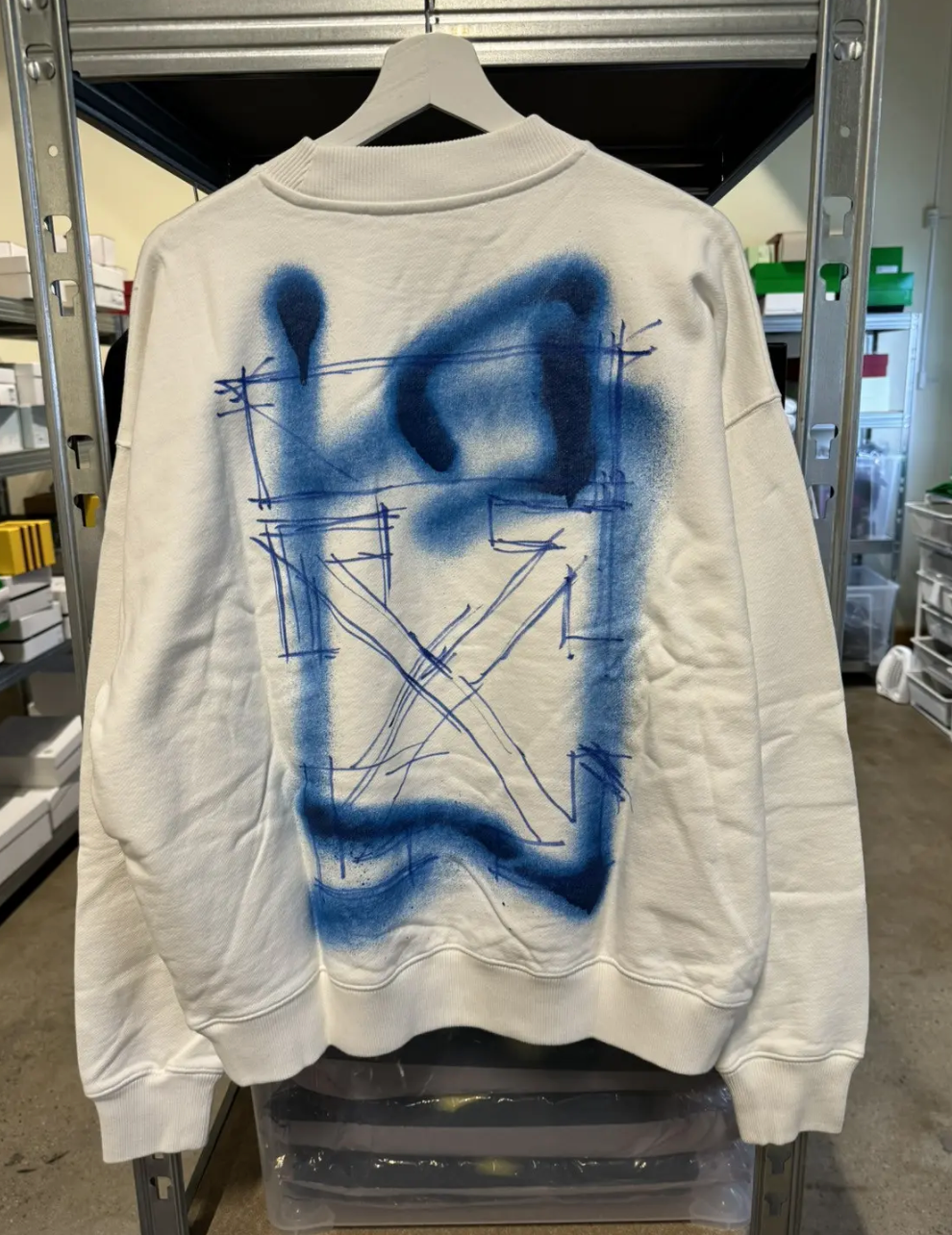 Off-white Sprayed Arrow Sweatshirt White