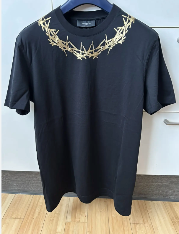 Givenchy Thorn T-Shirt