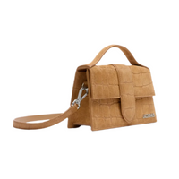 Jacquemus Le Grand Bambino Bag