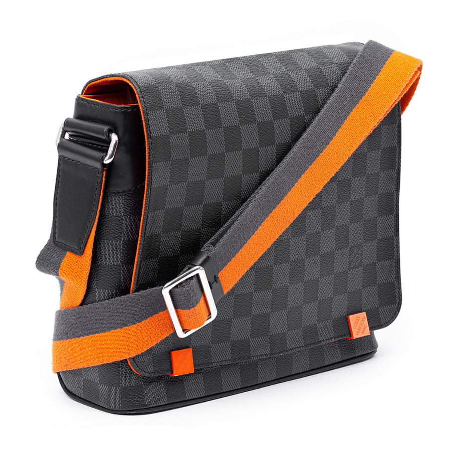 Louis Vuitton District PM Damier Messenger Bag