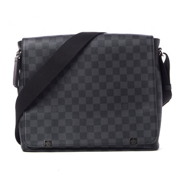 Louis Vuitton District MM Damier Messenger Bag